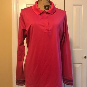 Long sleeve Under Armour shirt with cool accents.